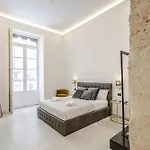Dione Deluxe Ortigia