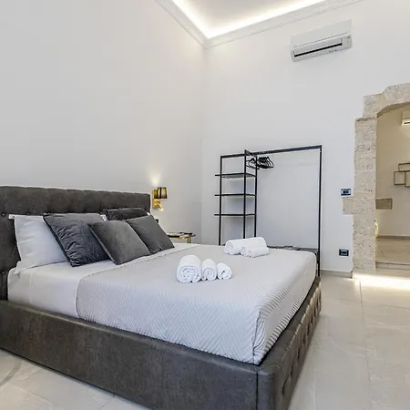 Bed & Breakfast Dione Deluxe Ortigia 3*