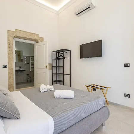 Dione Deluxe Ortigia
