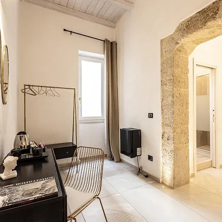Dione Deluxe Ortigia Bed & Breakfast