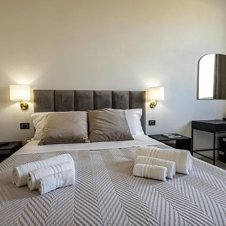 Dione Deluxe Ortigia Bed and breakfast *